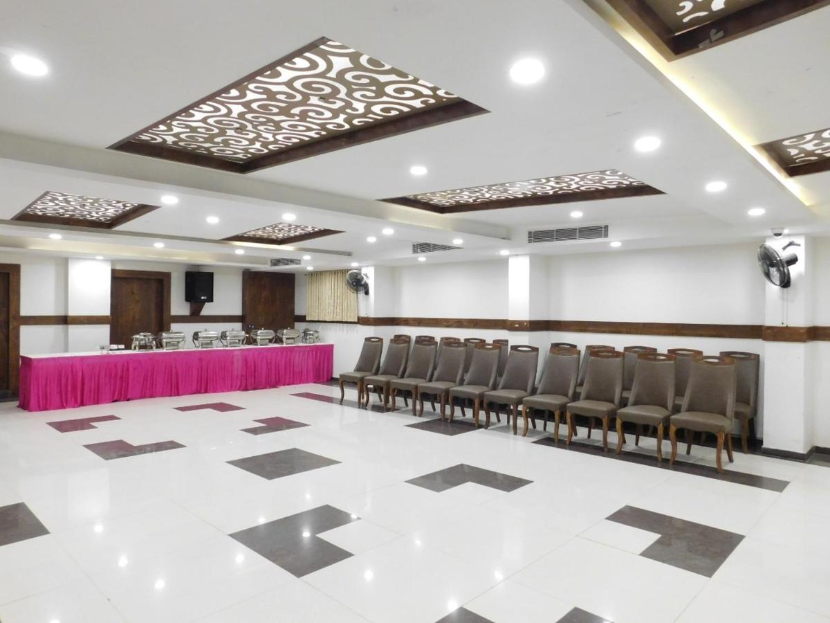 Hotel Shiva Club And Resort Mundra Экстерьер фото